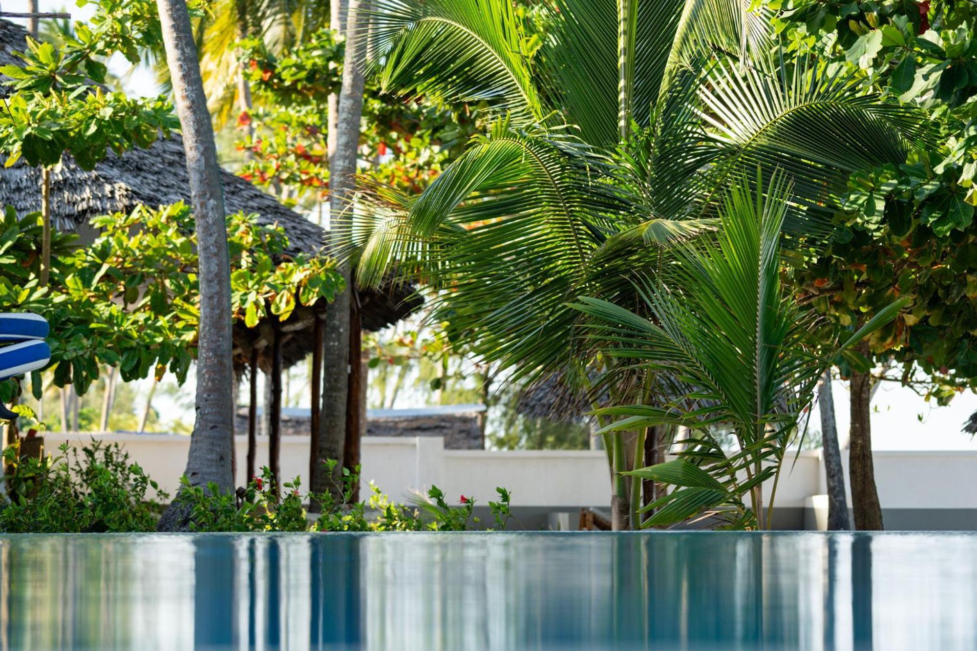 Manolo Beach Resort Uroa Kültér fotó