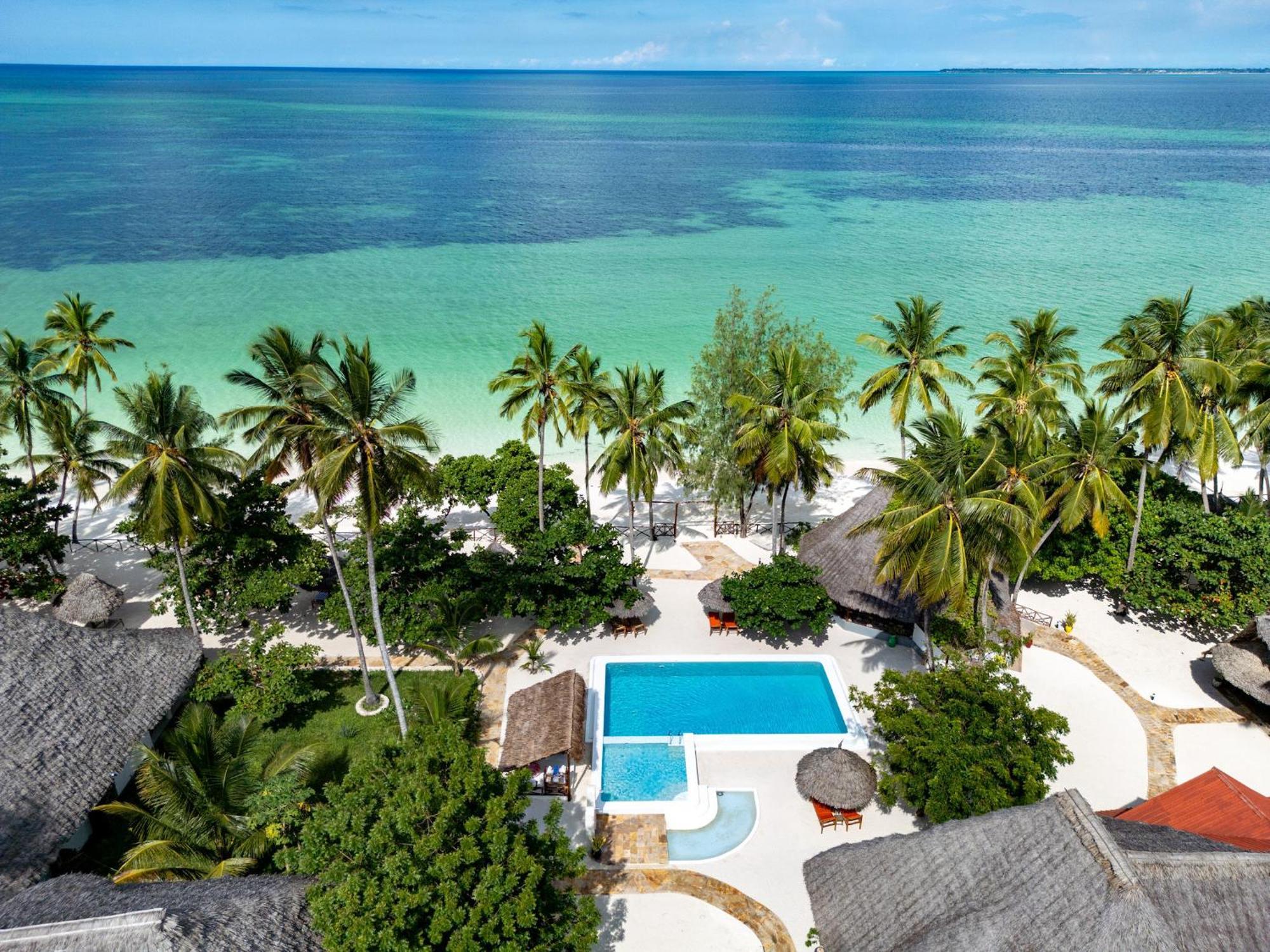 Manolo Beach Resort Uroa Kültér fotó